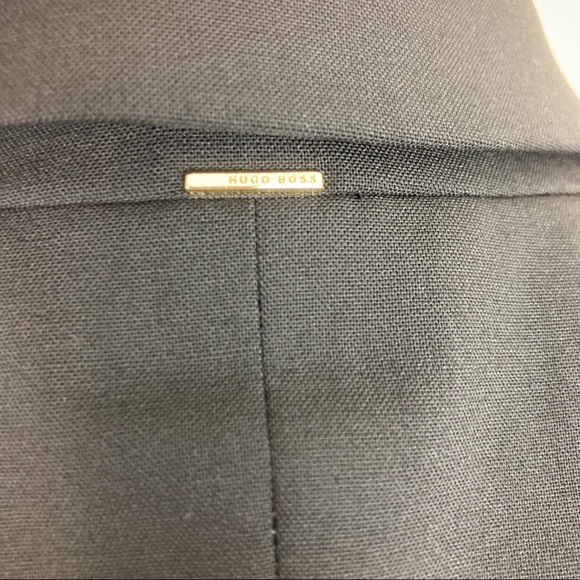 Hugo Boss Stretch Wool Jacket with Narrow Lapels - Picture 11 of 16